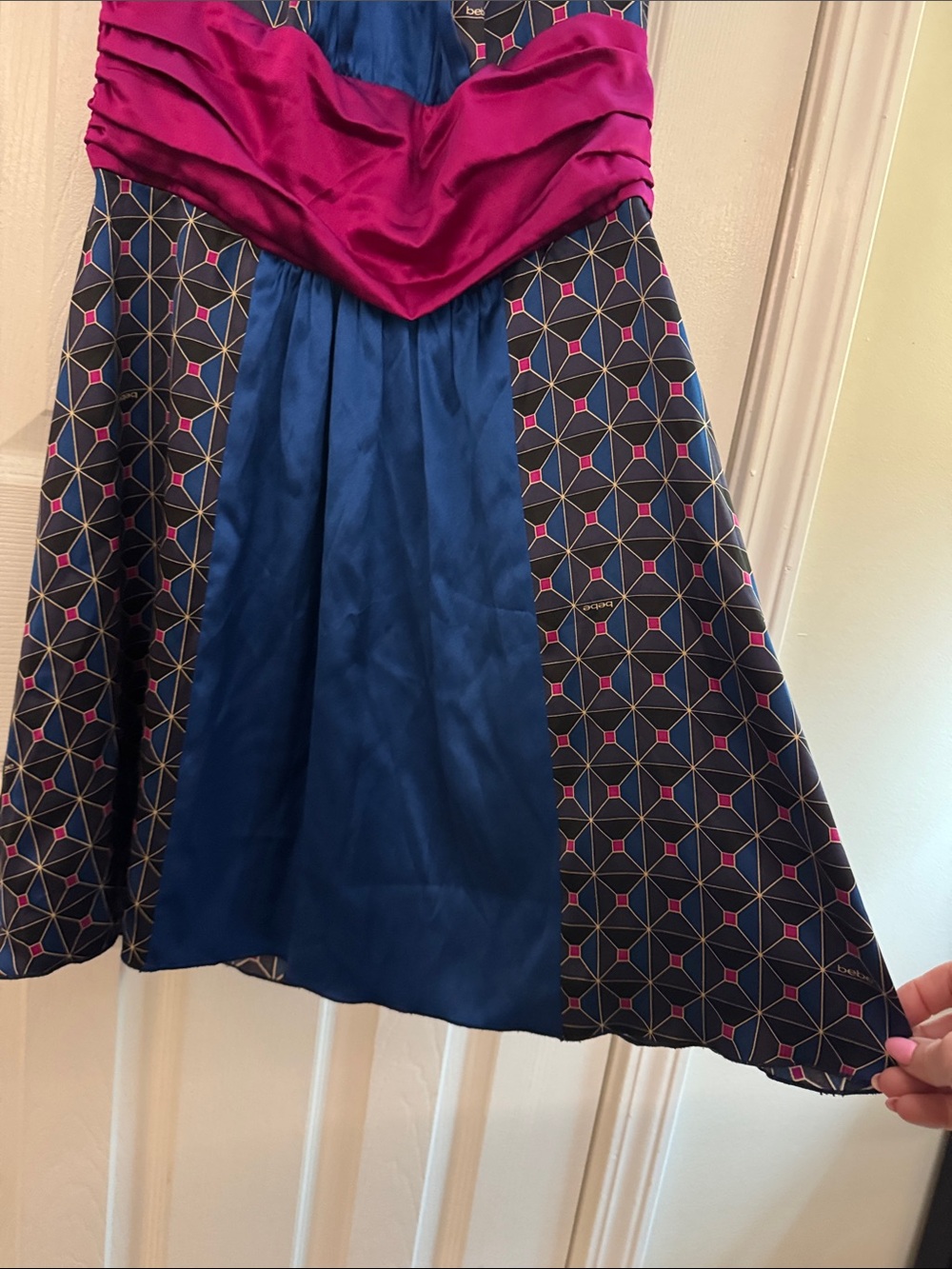 BEBE Y2k Silk Blend Satin Halter Dress Geometric Print Size Medium - Picture 3 of 7